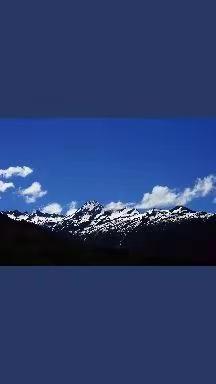 云和雪，一样白……