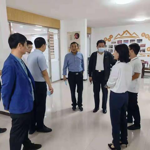 菏泽市督导组来我区督导城市书房建设情况