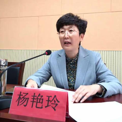 定陶区举办“推进全民阅读 建设书香定陶”首届阅读推广人颁奖仪式