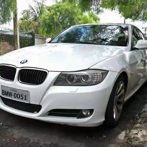 现在农民都很有钱了吗？小汽车家家都有了！