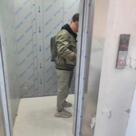 东里南社区喜讯-老旧小区加装电梯 居民感受“直达幸福”