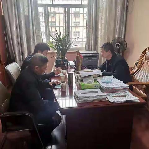 万年县医疗保障局联合税务局督导城乡居民参保扫尾工作