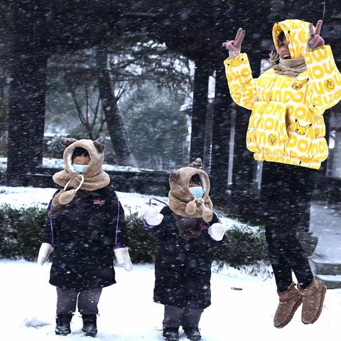 今天是2020年，明天就是  2021年，瑞雪兆丰年