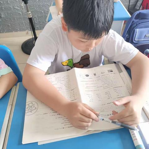 我们来看看龙张灏同学的表现吧😊