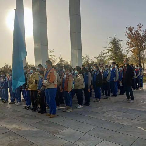 研学实践拓视野        雷锋精神代代传——贺兰三中八年级学生参加“弘扬红色精神  传承现代农业科技”研学活动