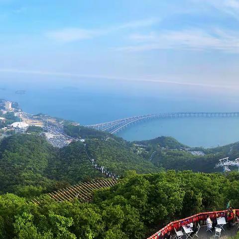 浪漫之都     时尚之城