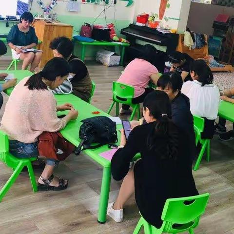 安全在我心一一梁集中学附属幼儿园应急疏散演练活动报道