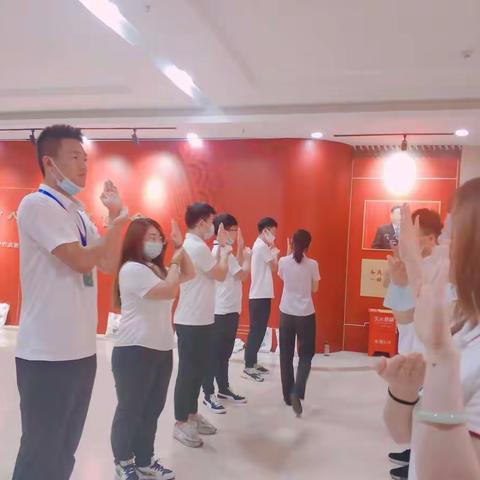 风雨同舟，展现新生力量—中国农业银行乌鲁木齐兵团分行2021年第二批新入职员工岗前培训分享