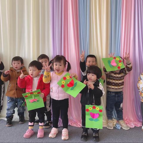 温情三月天 爱在女神节——比家乐幼儿园女神节活动