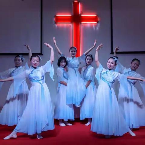 《你扶持我》唯美舞蹈+朗诵来袭！