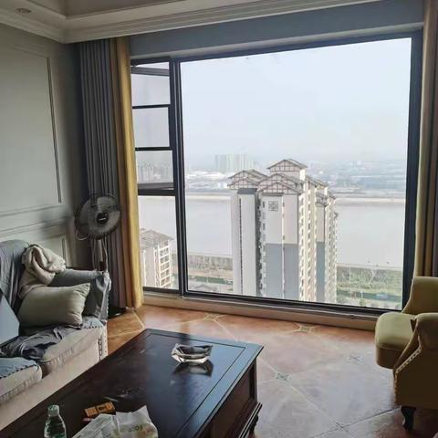 出租：南湖别院1期 精装2/2/1，家具家电齐全，2台空调，16800一年，拎包入住，看房方便 6108