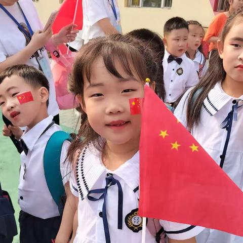 宇涵五岁零十二个月，坦坦两周岁零九个月留念