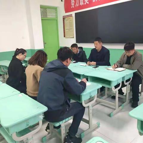 三月春光正好      校园＂花朵＂绽放    一一成安县第三实验小学第二周工作记录