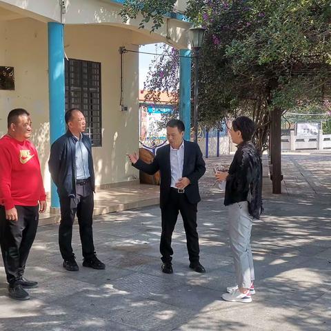 中央文明办相关领导到港演大港村视察调研