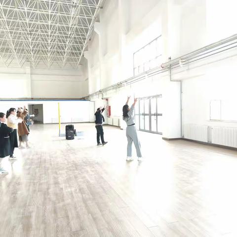 舞出青春风采，合作铸就辉煌