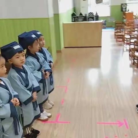 孝德幼儿园小二班新学期家长会——携手同心❤️，用爱护航