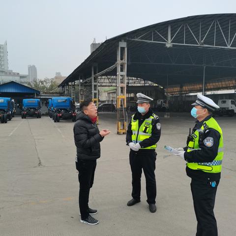 青云谱交警深入江铃企业开展春运交通安全宣传