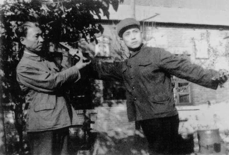 图片[8]-【传记文学】燃烧在心底里的挚爱——恩师张志宽-华闻时空