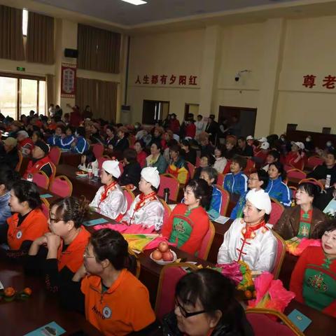 骊山街办胡王村——喜迎三八节,情暖养老院