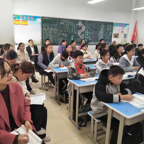 深入学习，师生共成长