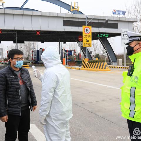 【青岛蓝谷高新区疫情防控党旗红】：“战时”党支部严守即墨北大门，全力以赴筑牢战“疫”防线
