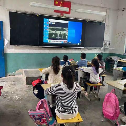 赵堤镇东岸下小学“9.30烈士纪念日”主题活动