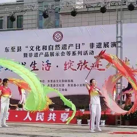 县老年大学春季摄影班学习实践活动