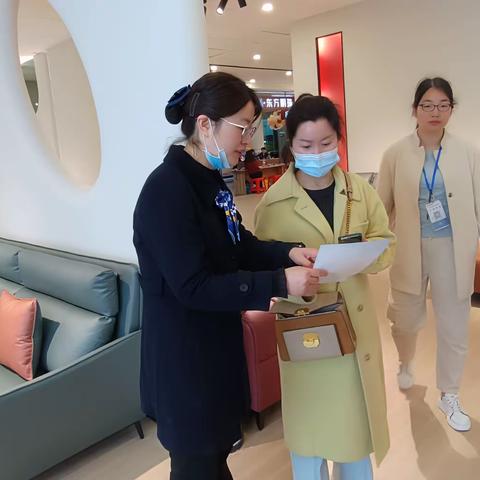 大庆路支行学雷锋活动
