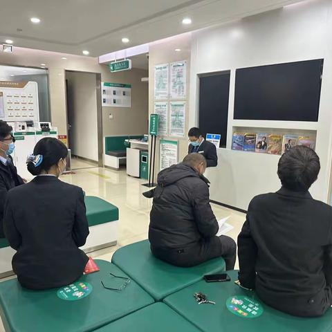 多措并举开展“反电信网络诈骗”主题宣传活动
