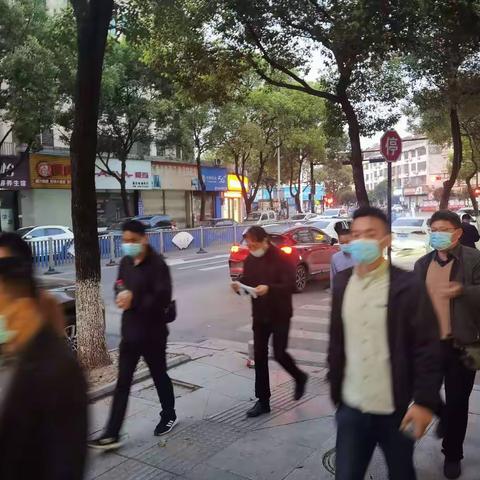 抗疫，我们在行动