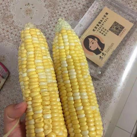 秒杀云南西双版纳水果玉米，8斤泡沫箱发货30元，非糯玉米。包赔偿。