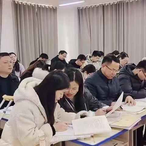 聚焦二轮复习 以师带徒共进步 ——市二模作文讲评升格