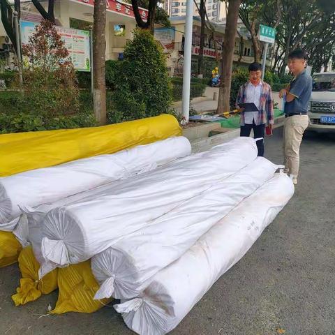 崖州区2021年样板田洋示范村发放防虫网