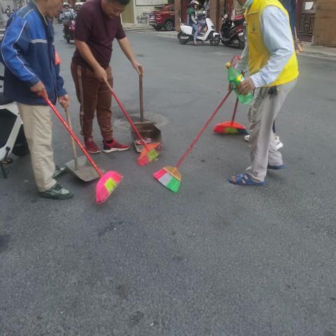 县住房保障管理中心持续开展“四爱”卫生健康大行动