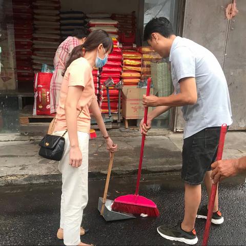 县住房保障管理中心持续开展“四爱”卫生健康大行动