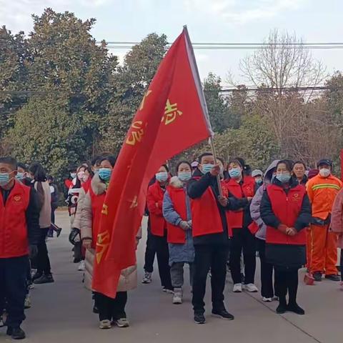 辘轳湾社区“全民义务劳动日”暨人居环境卫生整治活动