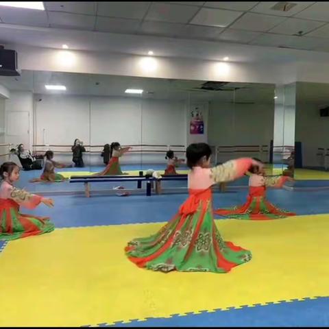 “双减”让艺术之花精彩绽放         一一上饶市第一小学二年级线上才艺大赛