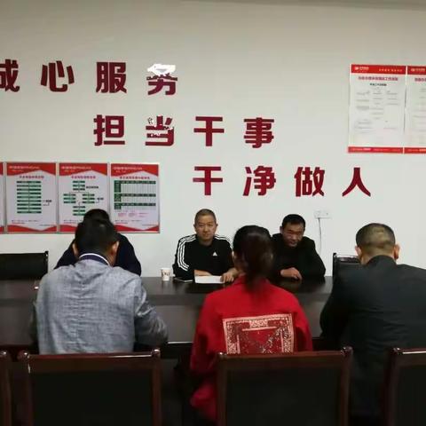 荣家湾镇东方村“不忘初心、牢记使命”宣讲报告会