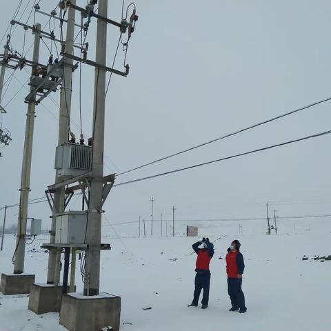 新疆吐鲁番供电公司：积极应对今年首场降雪