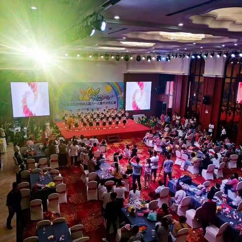 启慧幼儿园“童心童趣，畅想六一”大型艺术汇演精彩回顾