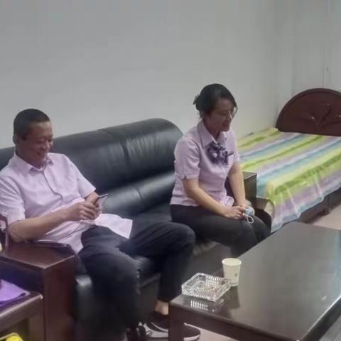 柴村支行学习派驻组年中纪检监察工作推进会议精神