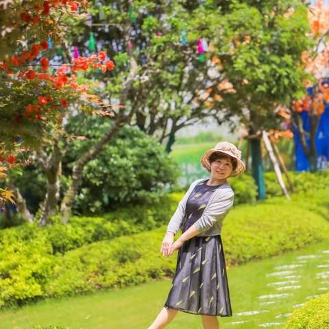 立夏之日，开心快乐传递一下，心情滋润一下，珍惜时光，遇见美好......