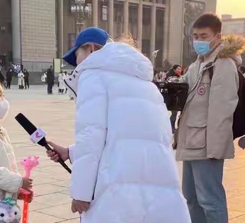 缤纷假期 “章”显风采  一年级5班假期实践活动