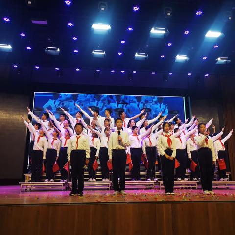 与国庆华诞，携手奏华章——北师青附2022级七年级“祖国在我心中”系列活动纪实