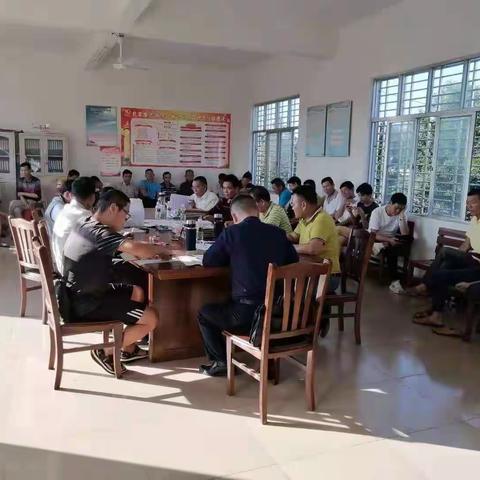 加六村委会两委干部、乡村振兴工作队、党员代表，开展关心群众，为群众办实事主题活动