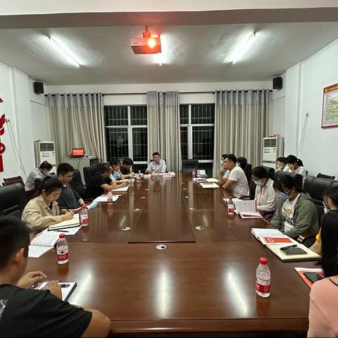 共学二十大  奋发向未来——东河镇举办第12期“东河夜话”活动