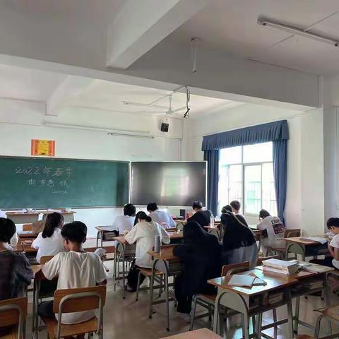 临高中等职业学校计算机班好样。