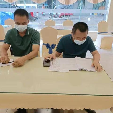 县政协副主席唐南江主持召开佳捷酒店隔离留观点工作部署会议