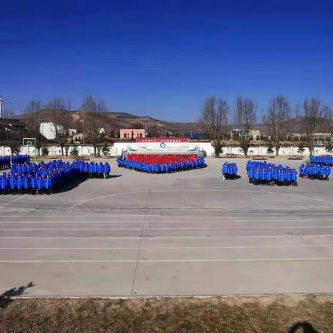 “小包裹”承载“大爱心”——记甘沟学区2021年初中国扶贫基金会爱心包裹发放活动