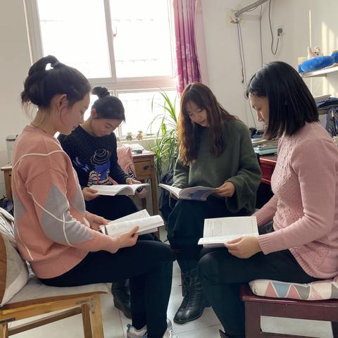 让读书成为一种习惯，让分享成为一种力量——郑韩路小学英语组读书交流会